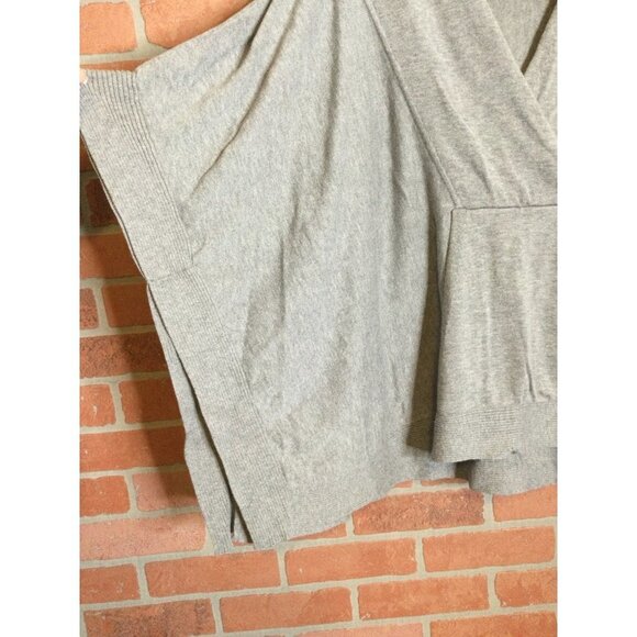 Marla Wynne Women's Sweater Knit V Neck Poncho Gray Medium Pullover - Picture 2 of 4